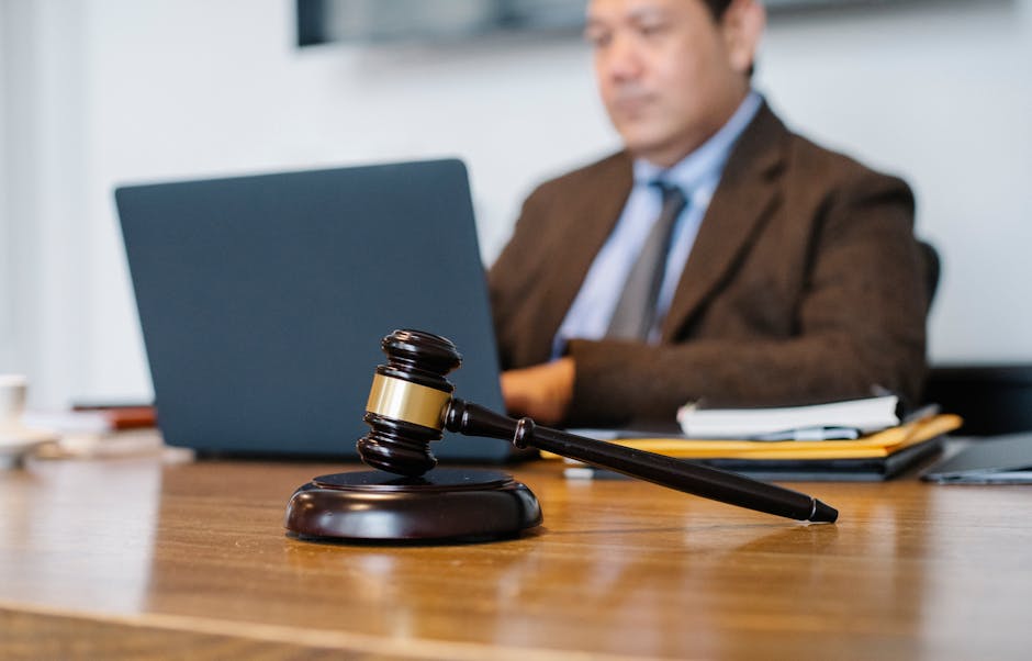 대부분의 변호사는 어떤 성별인가요?  (What gender are most lawyers?)